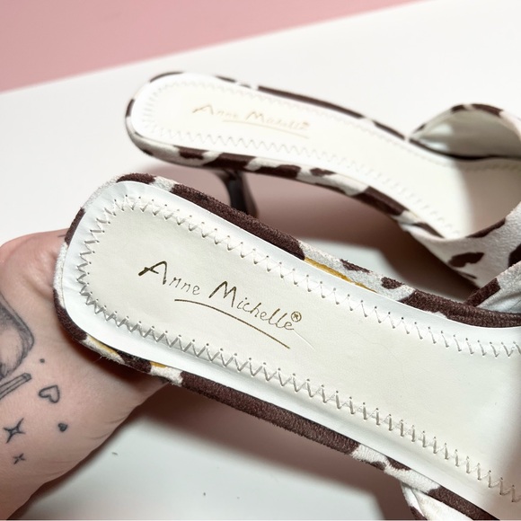 Y2K 2000s soft brown cow print kitten heels - Picture 2 of 5